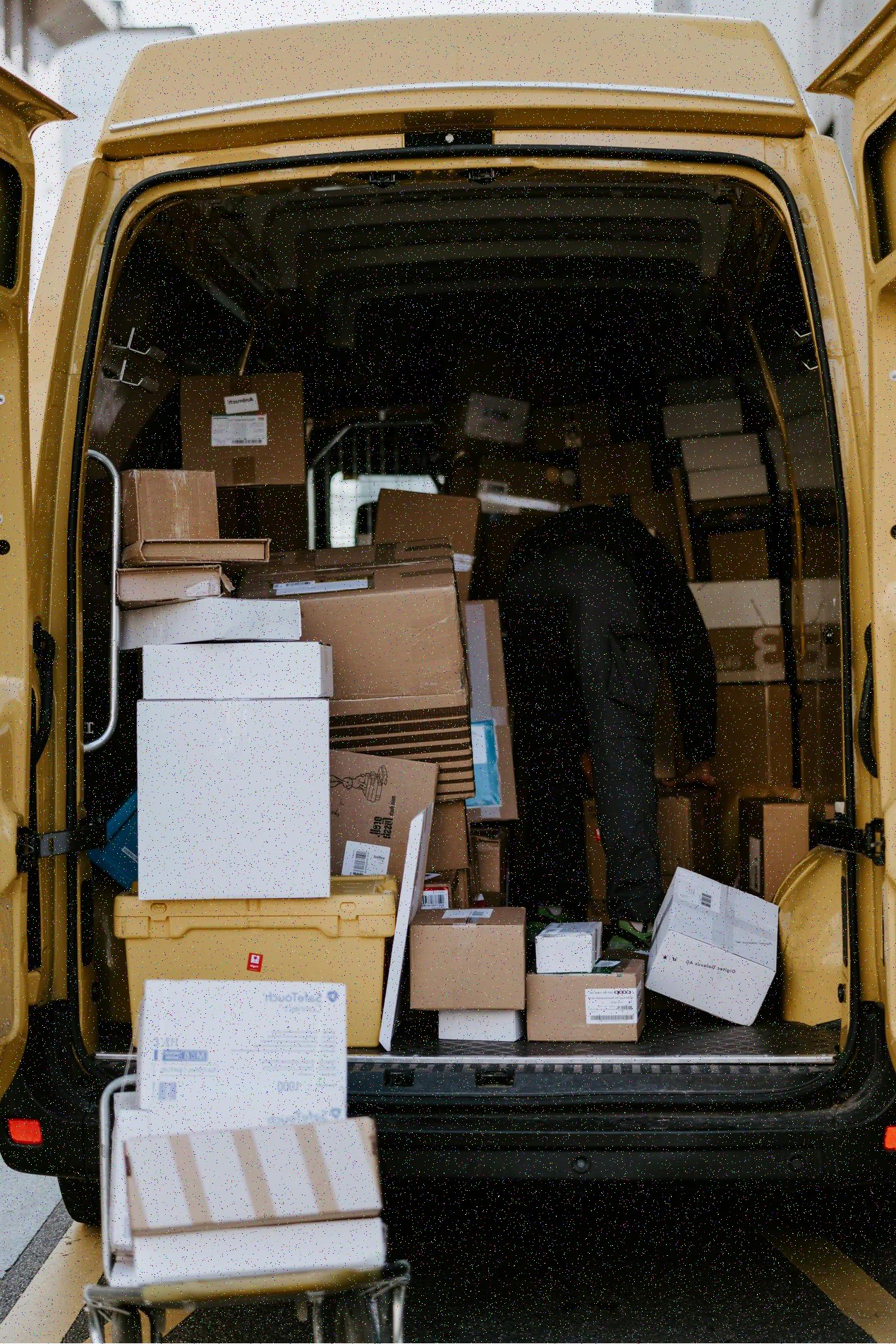 Retail counter top-up